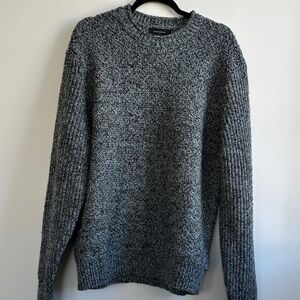 Banana Republic Men's Heathered Gray Crewneck Sweater